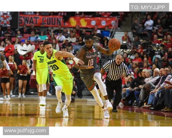 太阳队与76人队精彩集锦回顾赛场对决瞬间尽收眼底