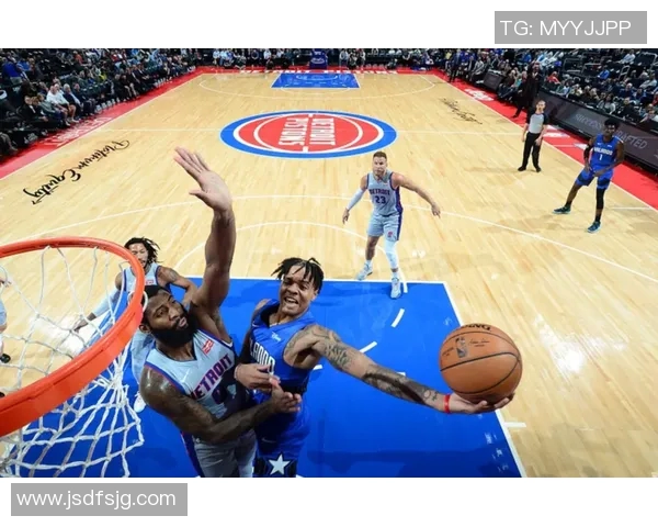 篮球明星的全景揭秘从成名之路到辉煌成就的精彩人生故事